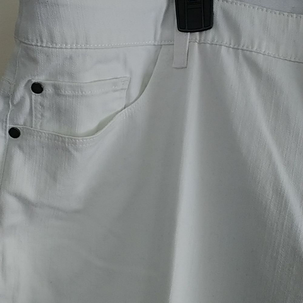 C.J.Banks White Barely Boot Stretch Jeans Plus Size 24W - Picture 9 of 10